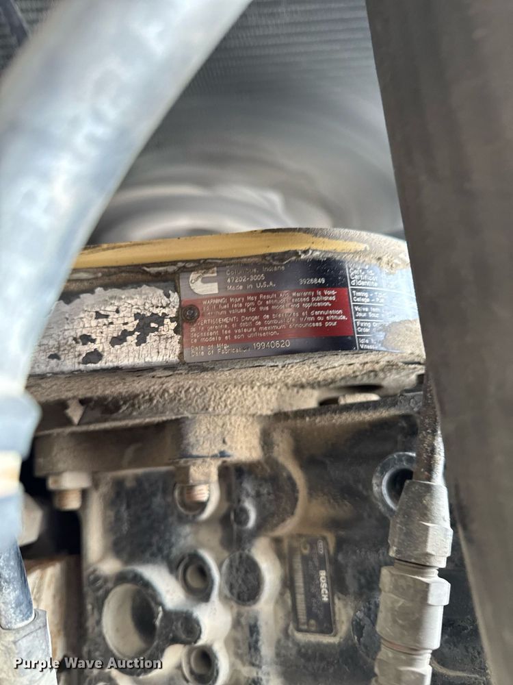 image for item EG7059 1995 Freightliner FL70 box truck