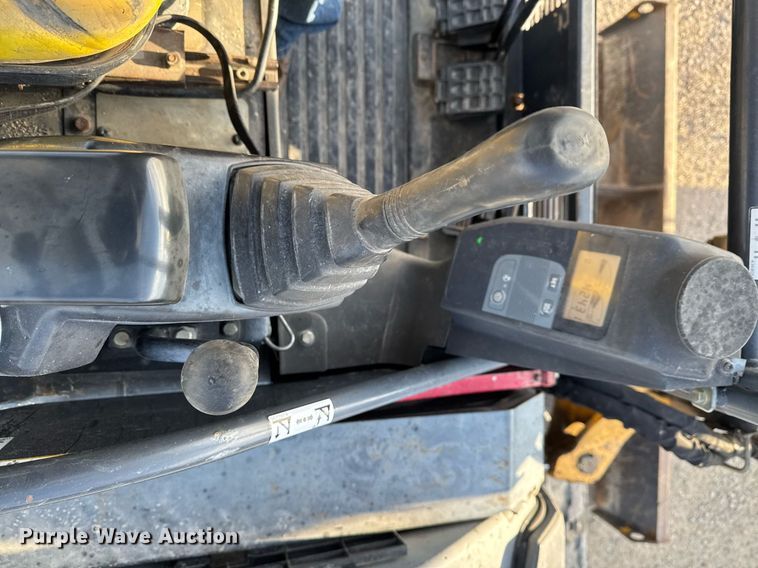 image for item EG7060 2007 John deere 50D mini excavator