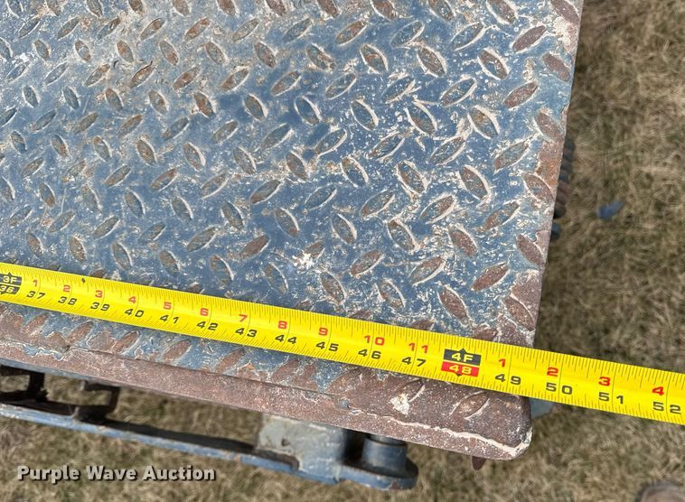 image for item EG7062 2015 PJ F8222 equipment trailer