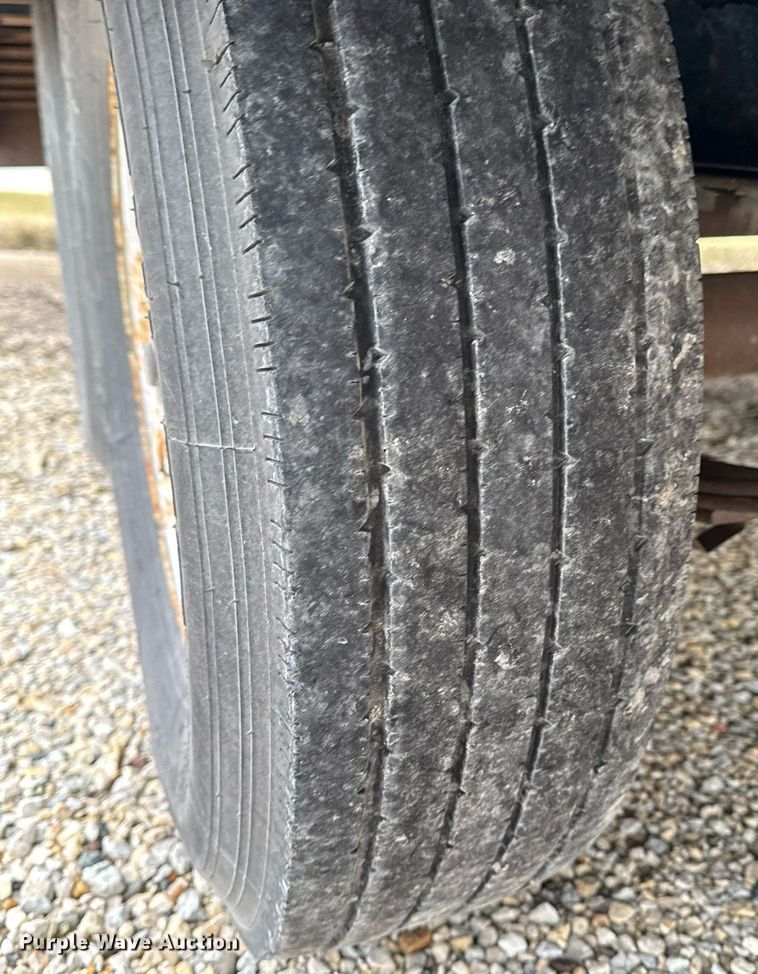 image for item EG7062 2015 PJ F8222 equipment trailer