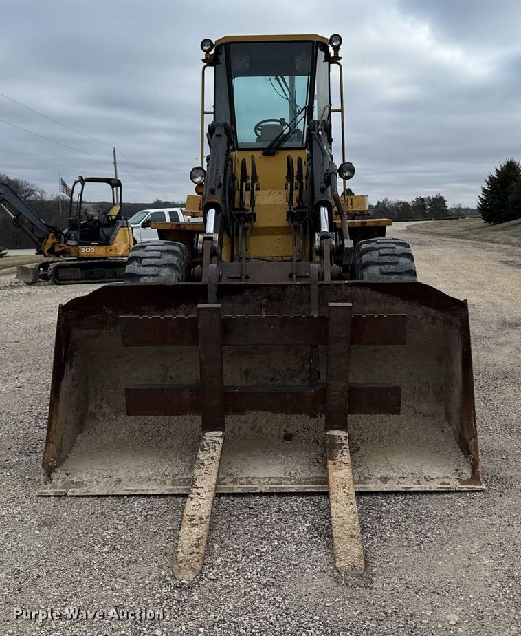 image for item EG7065 1985 Caterpillar IT28 wheel loader