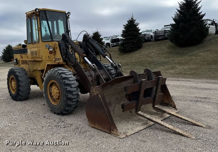image for item EG7065 1985 Caterpillar IT28 wheel loader