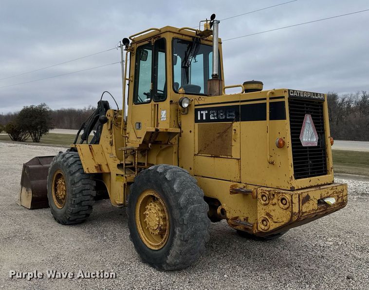 image for item EG7065 1985 Caterpillar IT28 wheel loader