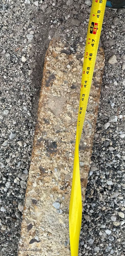 image for item EG7065 1985 Caterpillar IT28 wheel loader