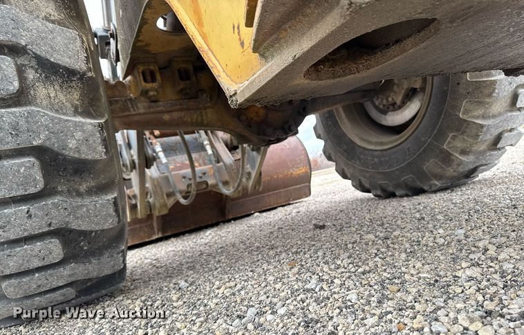 image for item EG7065 1985 Caterpillar IT28 wheel loader