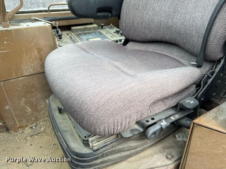 image for item EG7065 1985 Caterpillar IT28 wheel loader