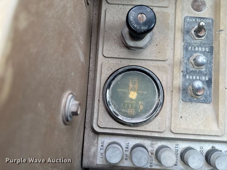 image for item EG7065 1985 Caterpillar IT28 wheel loader