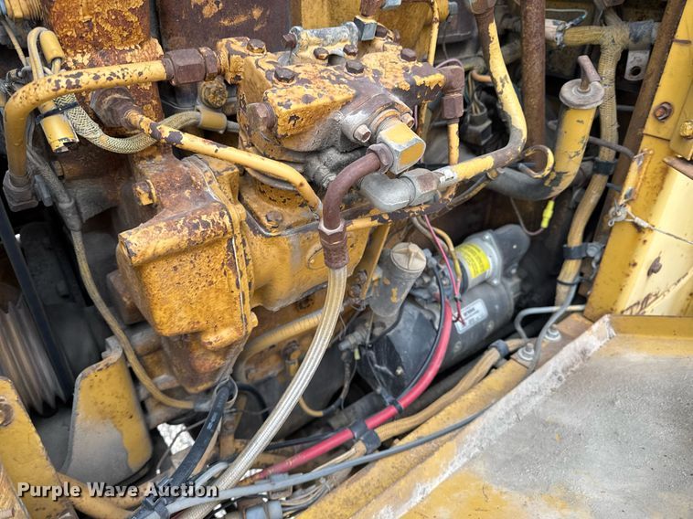 image for item EG7065 1985 Caterpillar IT28 wheel loader