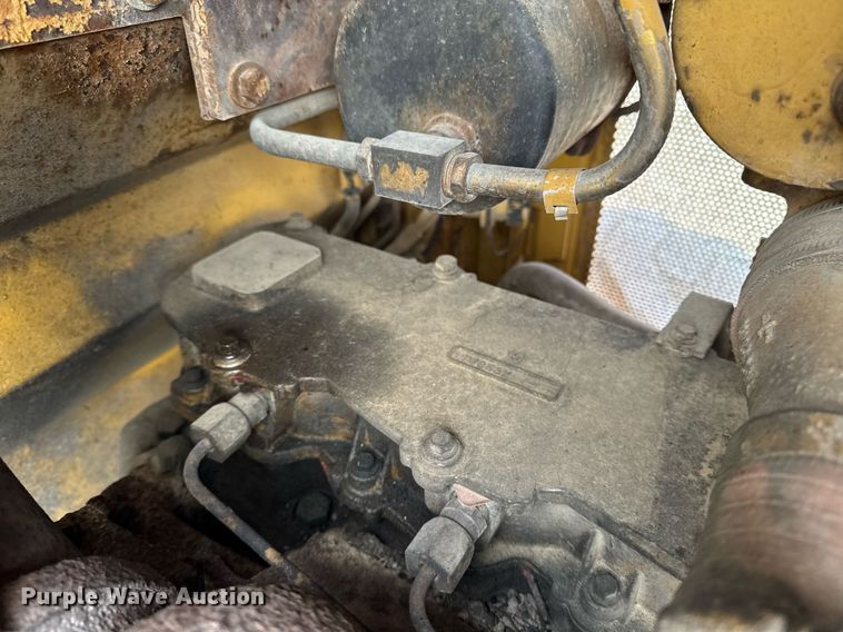 image for item EG7065 1985 Caterpillar IT28 wheel loader