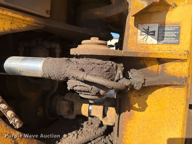 image for item EG7912 2008 John Deere 400D articulated haul truck