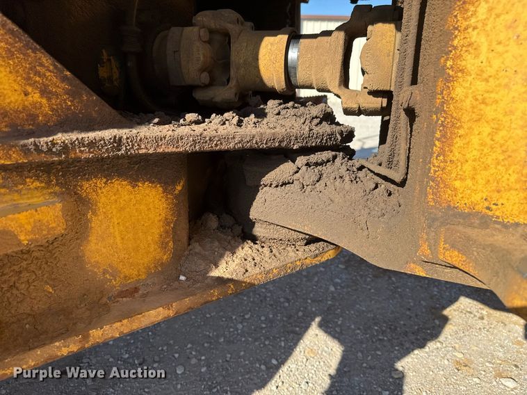 image for item EG7912 2008 John Deere 400D articulated haul truck