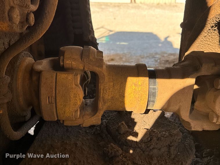 image for item EG7912 2008 John Deere 400D articulated haul truck