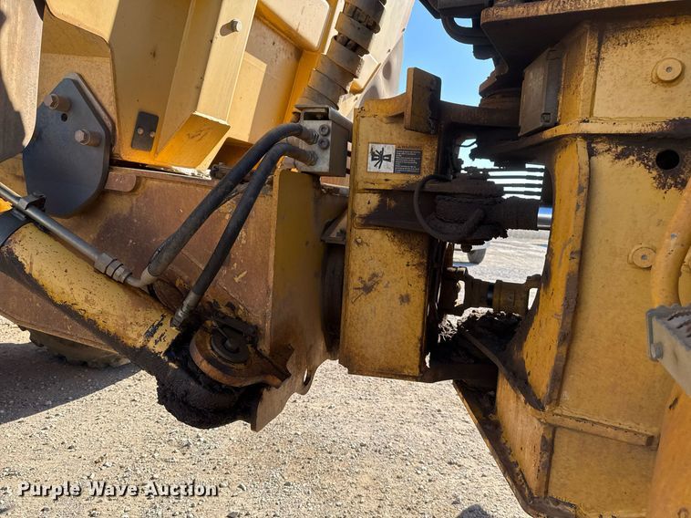 image for item EG7912 2008 John Deere 400D articulated haul truck