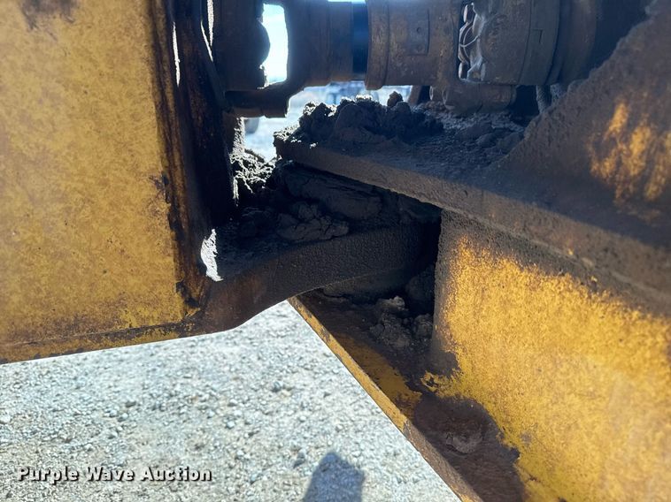 image for item EG7912 2008 John Deere 400D articulated haul truck