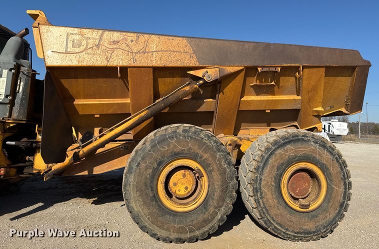 image for item EG7912 2008 John Deere 400D articulated haul truck