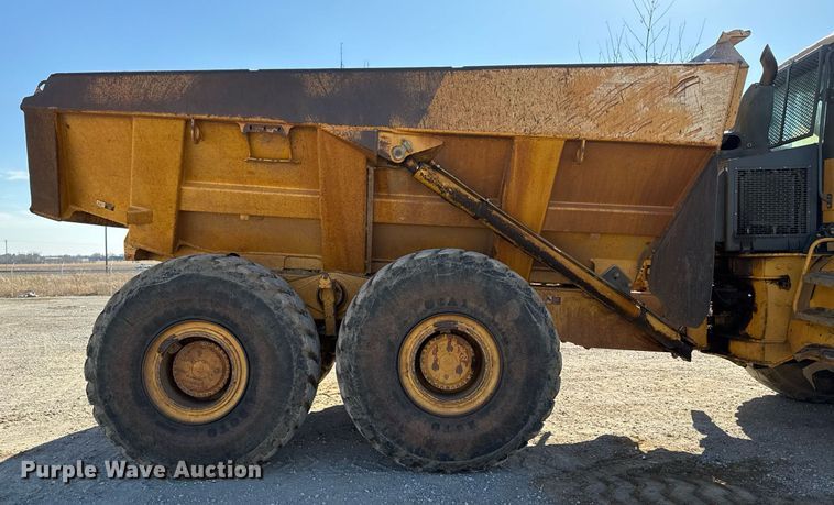 image for item EG7912 2008 John Deere 400D articulated haul truck