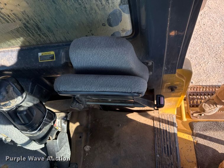 image for item EG7912 2008 John Deere 400D articulated haul truck