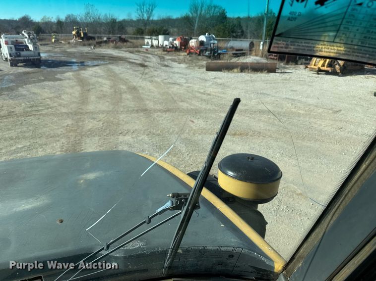 image for item EG7912 2008 John Deere 400D articulated haul truck