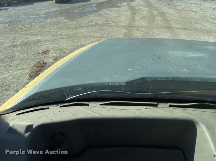 image for item EG7912 2008 John Deere 400D articulated haul truck