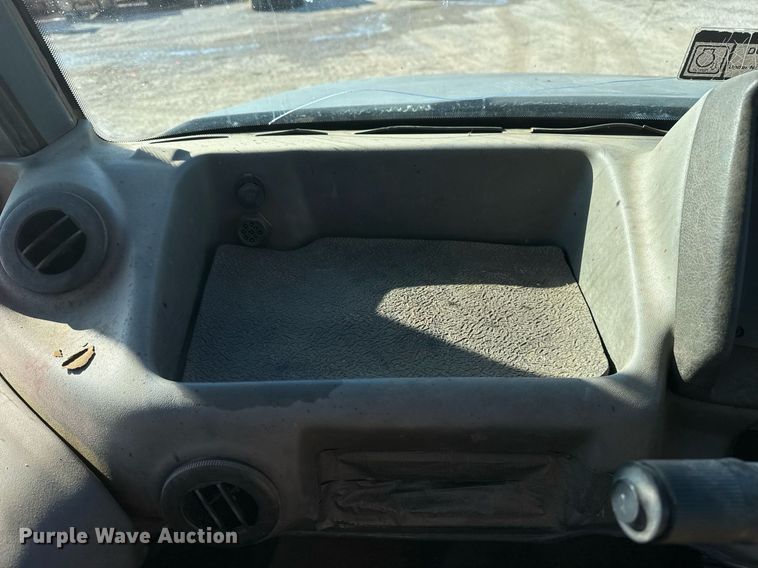 image for item EG7912 2008 John Deere 400D articulated haul truck