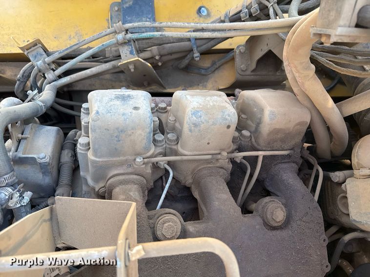 image for item EG7912 2008 John Deere 400D articulated haul truck