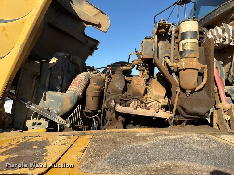 image for item EG7912 2008 John Deere 400D articulated haul truck