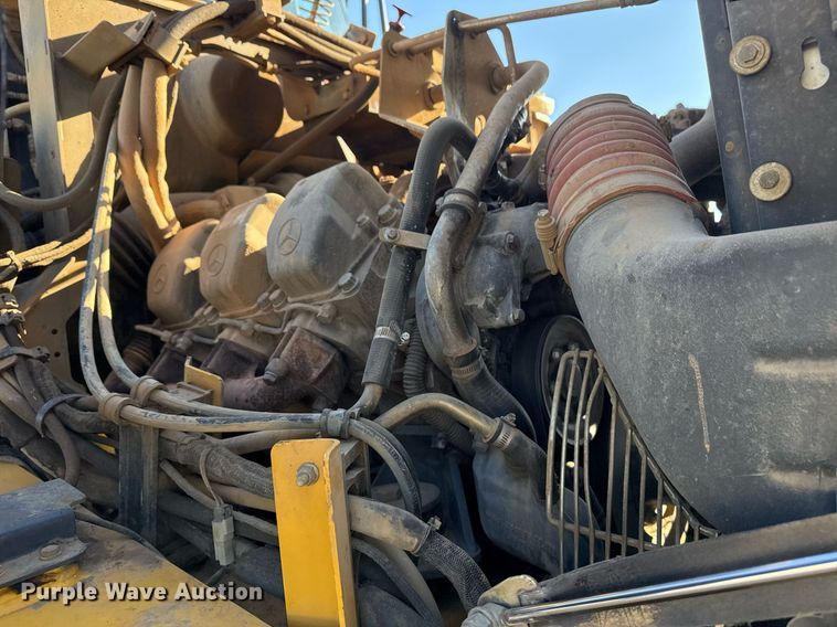 image for item EG7912 2008 John Deere 400D articulated haul truck