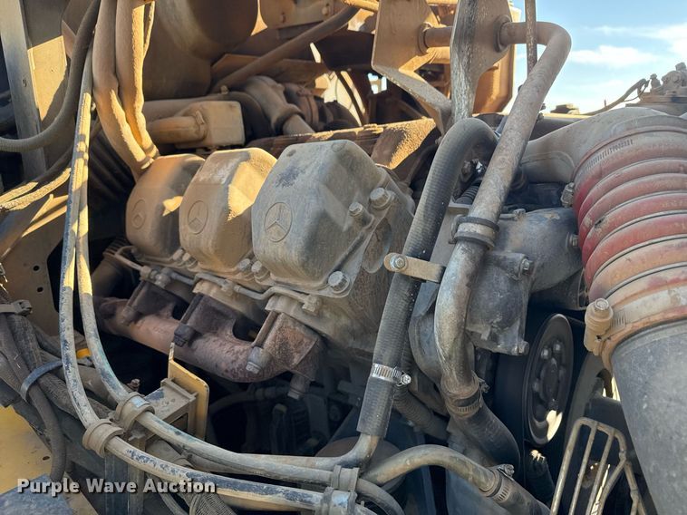 image for item EG7912 2008 John Deere 400D articulated haul truck