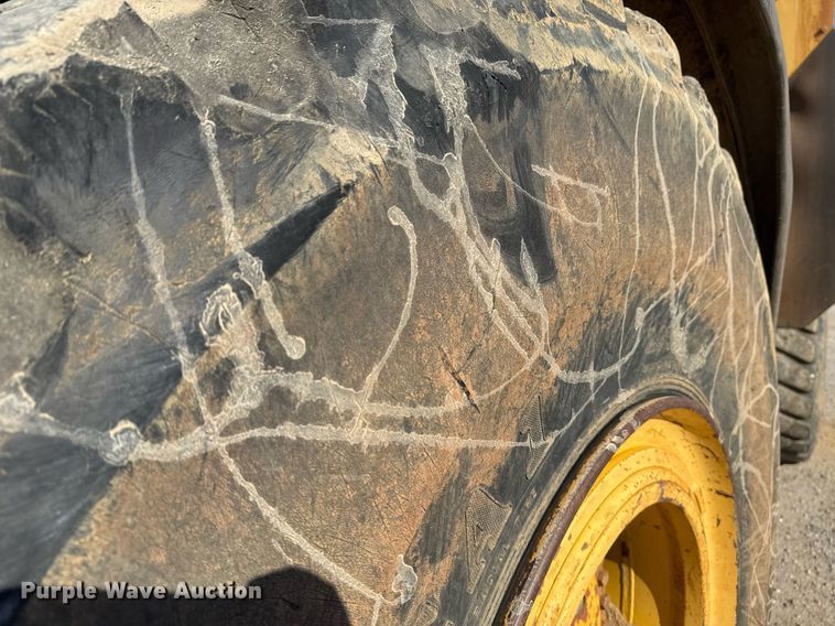 image for item EG7912 2008 John Deere 400D articulated haul truck