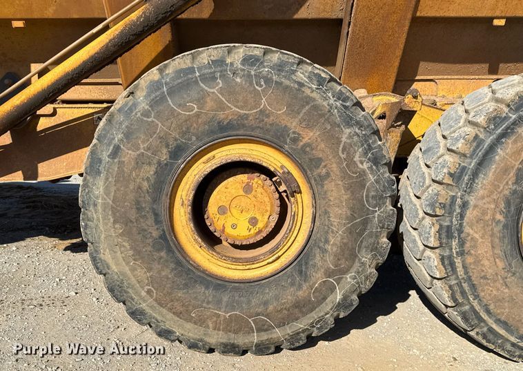 image for item EG7912 2008 John Deere 400D articulated haul truck