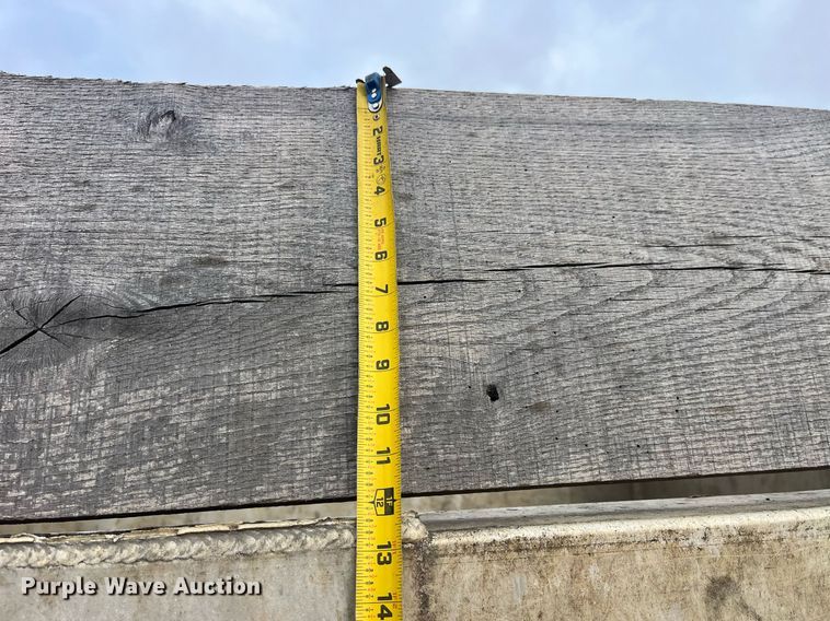 image for item EH2928 2002 Sterling L8500 dump truck