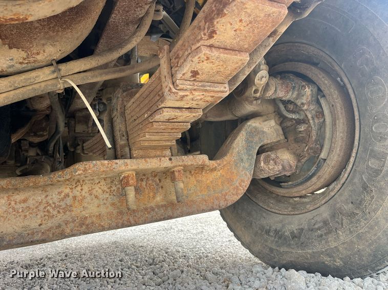 image for item EH2928 2002 Sterling L8500 dump truck