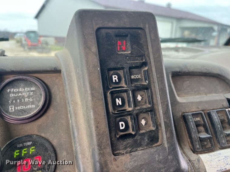 image for item EH2928 2002 Sterling L8500 dump truck