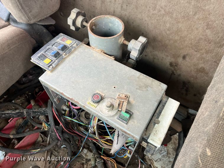 image for item EH2928 2002 Sterling L8500 dump truck