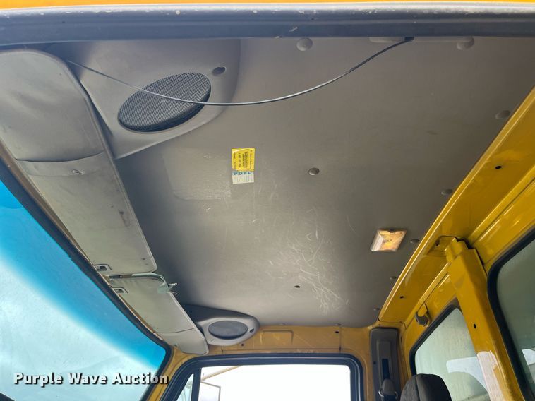 image for item EH2928 2002 Sterling L8500 dump truck