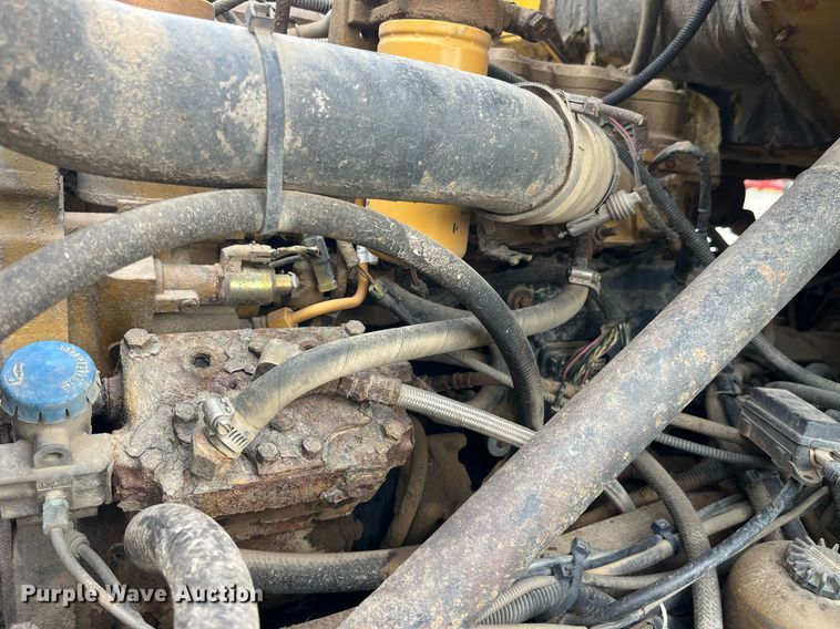 image for item EH2928 2002 Sterling L8500 dump truck