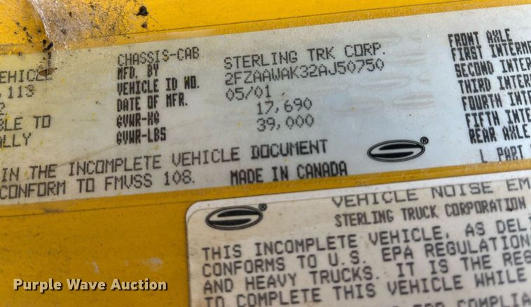 image for item EH2928 2002 Sterling L8500 dump truck