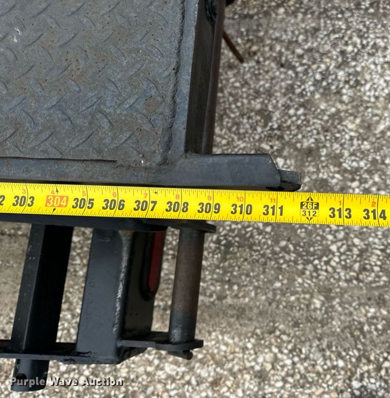 image for item EH7349 2015 Maxwell drop deck equipment trailer