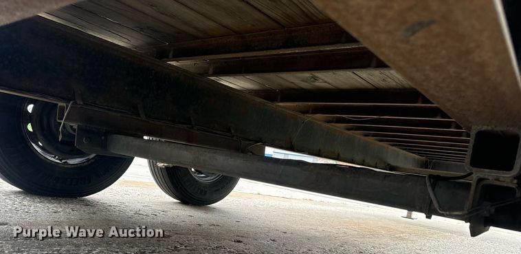 image for item EH7349 2015 Maxwell drop deck equipment trailer