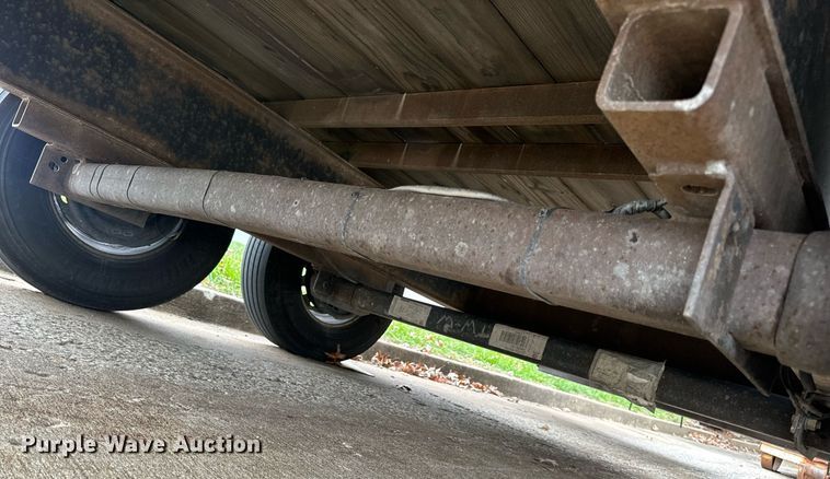 image for item EH7349 2015 Maxwell drop deck equipment trailer