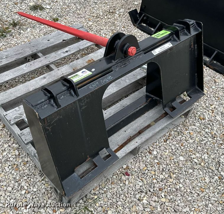 image for item EH7351 Skid steer bale spear