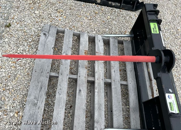 image for item EH7351 Skid steer bale spear