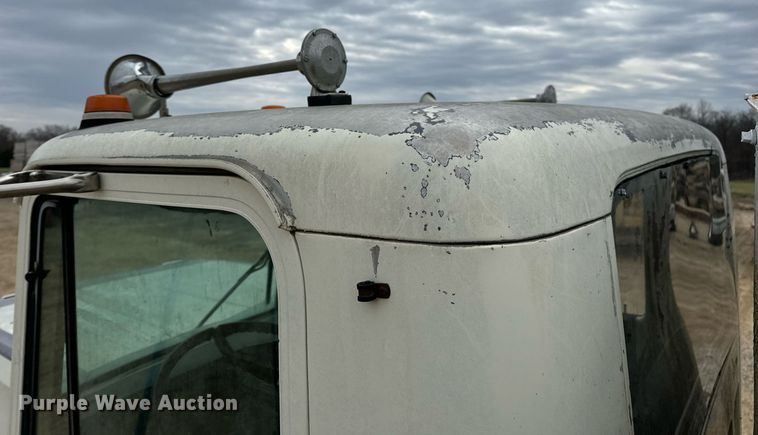 image for item EH7376 1984 GMC General water truck