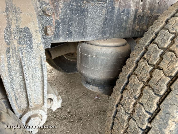 image for item EH7376 1984 GMC General water truck