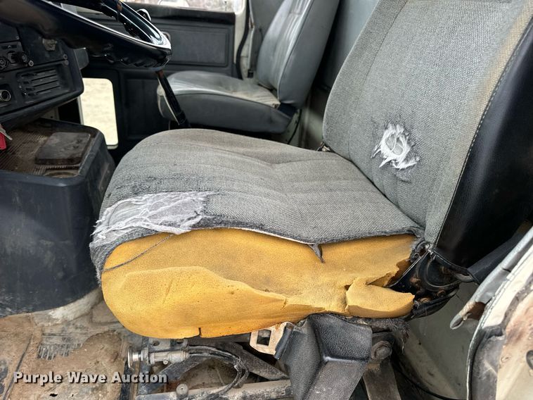 image for item EH7376 1984 GMC General water truck