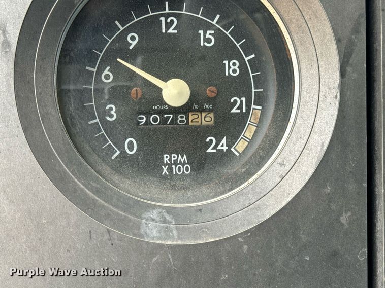 image for item EH7376 1984 GMC General water truck