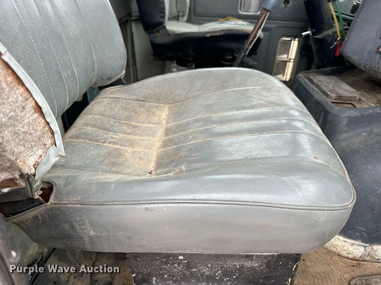 image for item EH7376 1984 GMC General water truck