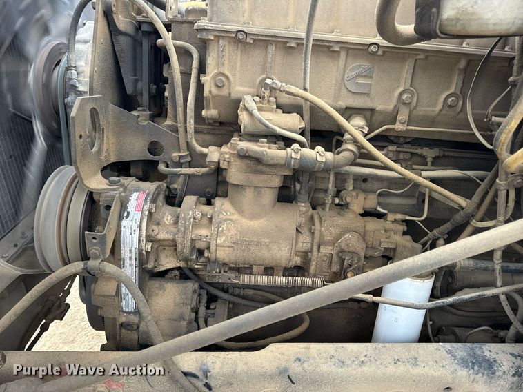 image for item EH7376 1984 GMC General water truck