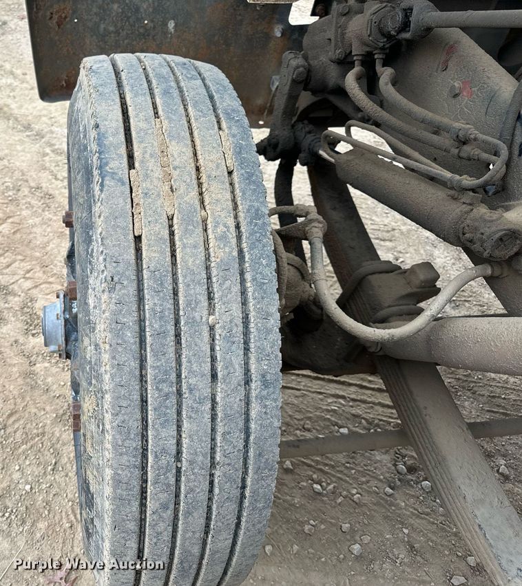 image for item EH7376 1984 GMC General water truck