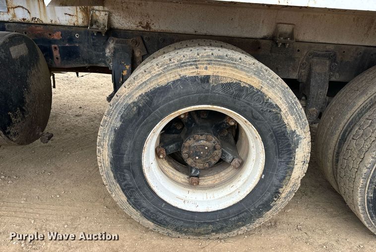 image for item EH7376 1984 GMC General water truck